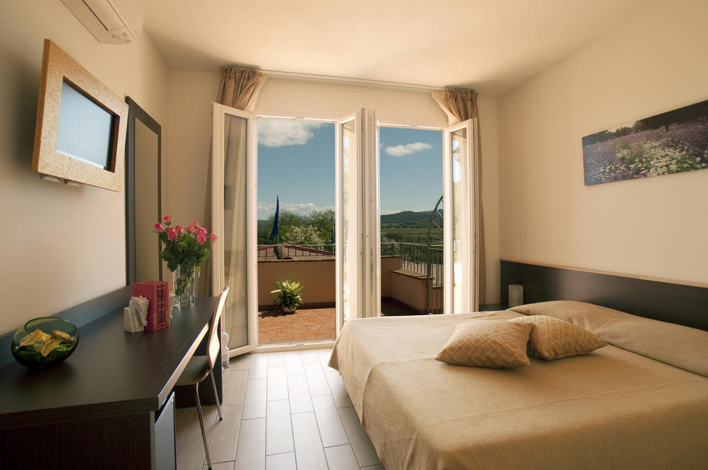 Il Puntone Vecchio Hotel Puntone di Scarlino Kültér fotó